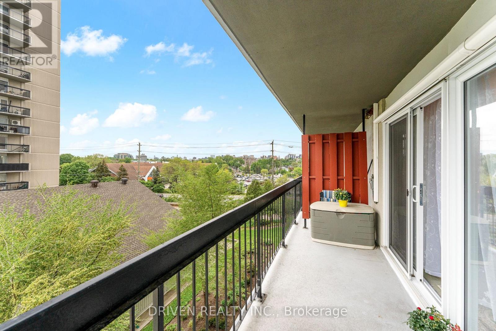 404 - 158 A Mcarthur Avenue, Ottawa, Ontario  K1L 7E7 - Photo 19 - X12936964