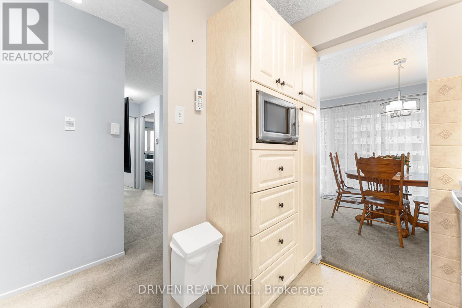 404 - 158 A Mcarthur Avenue, Ottawa, Ontario  K1L 7E7 - Photo 7 - X12936964