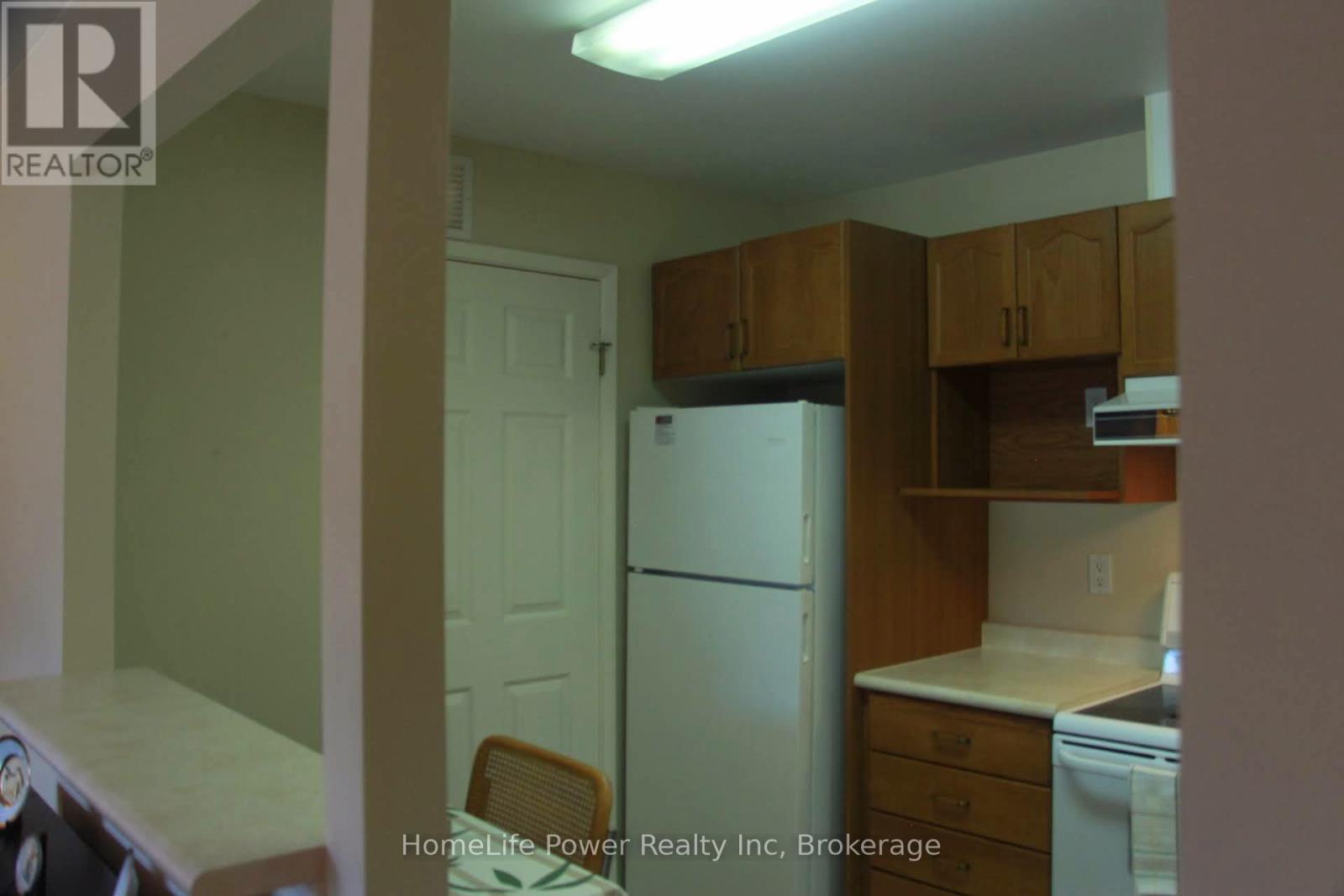 208 - 20 St George Street, Kitchener, Ontario  N2G 2S7 - Photo 21 - X12371312