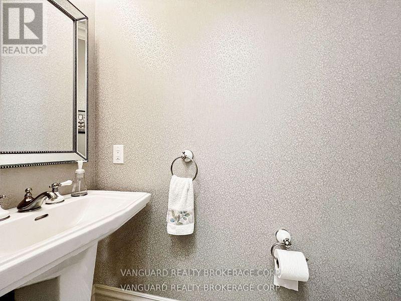 7 Cape George Trail, King, Ontario  L7B 0A2 - Photo 14 - N12175218