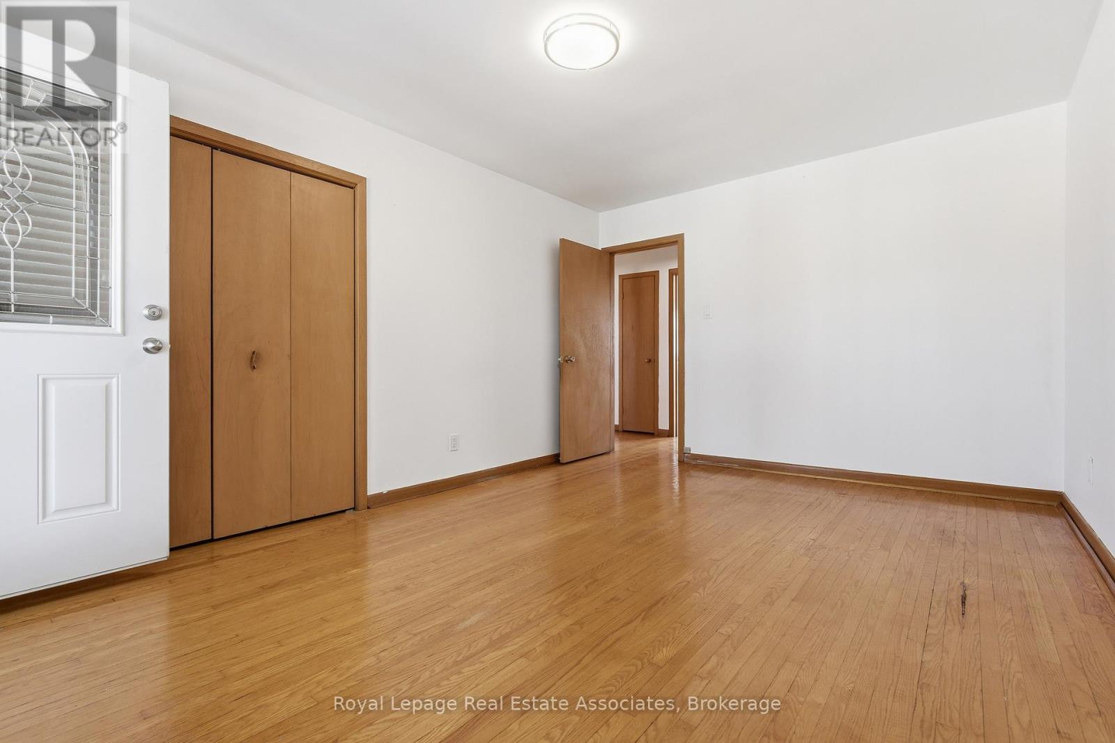 117 Harding Avenue, Toronto, Ontario  M6M 3A4 - Photo 14 - W12805654