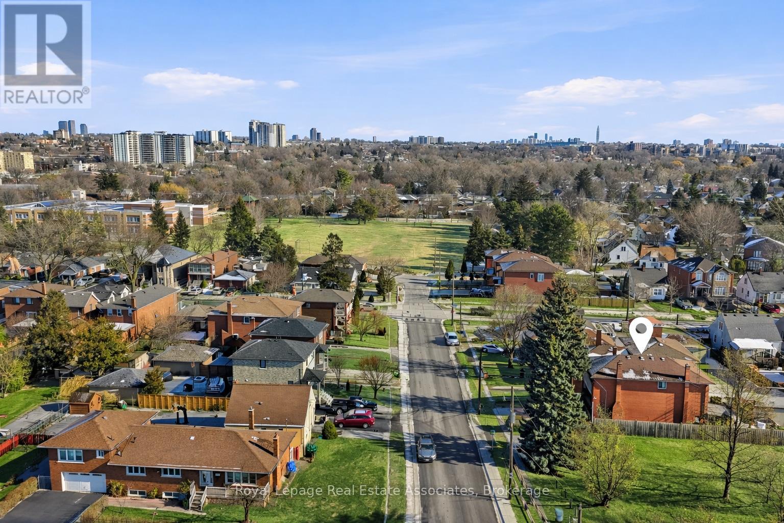 117 Harding Avenue, Toronto, Ontario  M6M 3A4 - Photo 33 - W12805654