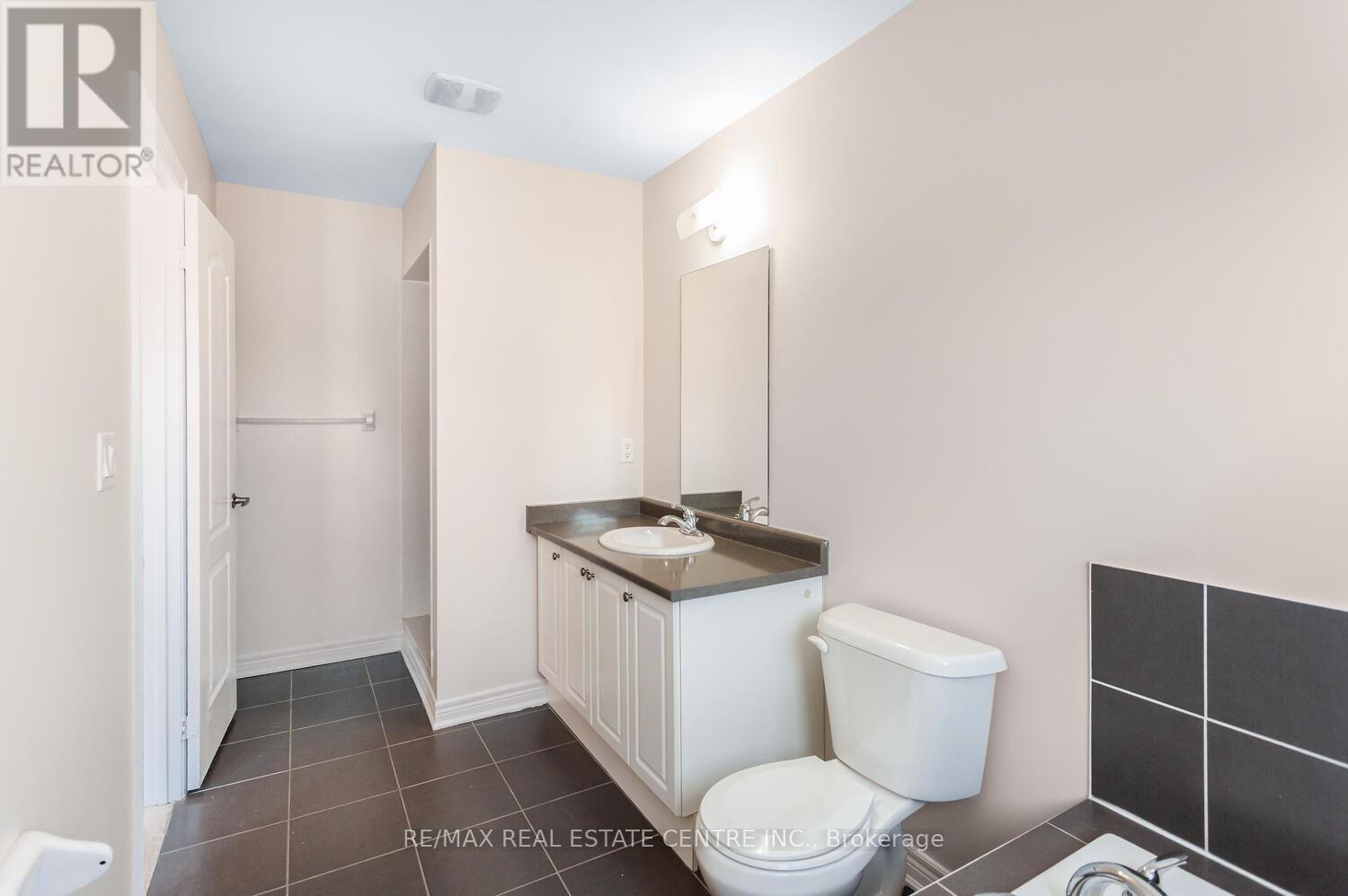 64 Yardley Crescent S, Brampton, Ontario  L6X 5L7 - Photo 27 - W12921744