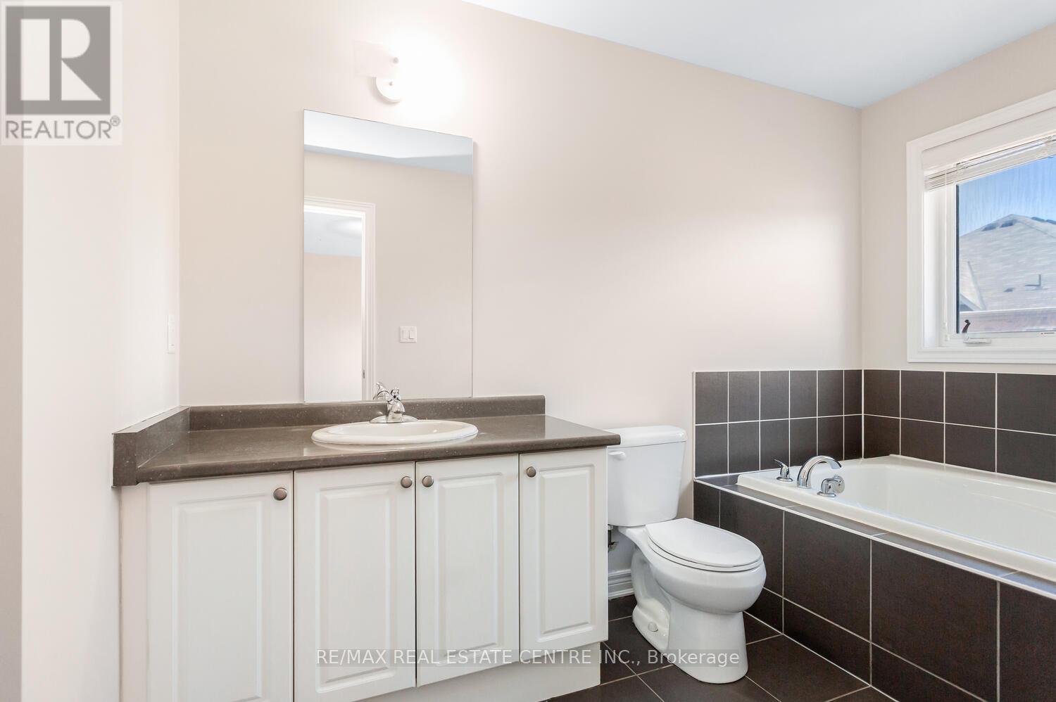 64 Yardley Crescent S, Brampton, Ontario  L6X 5L7 - Photo 25 - W12921744