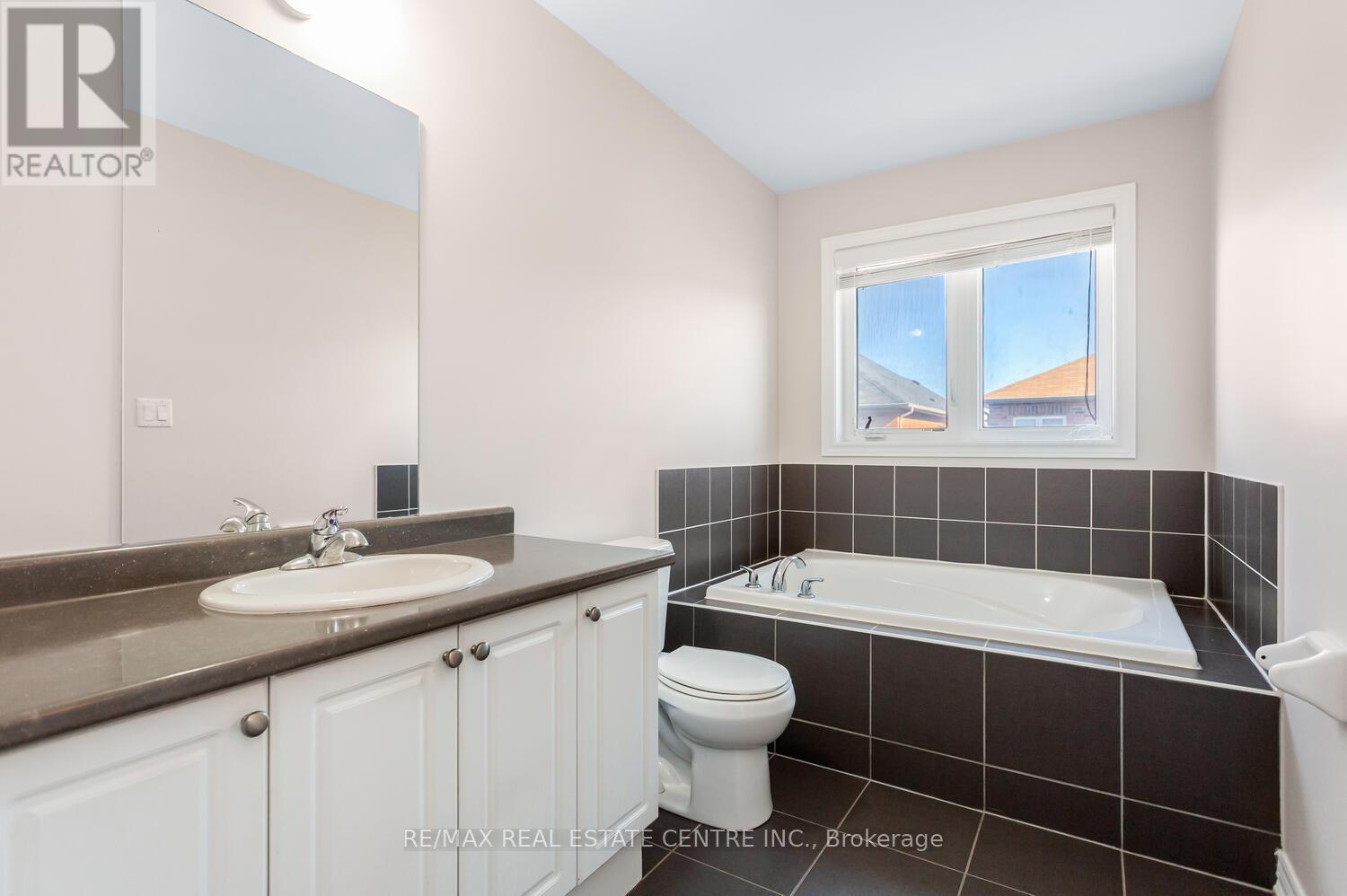 64 Yardley Crescent S, Brampton, Ontario  L6X 5L7 - Photo 26 - W12921744