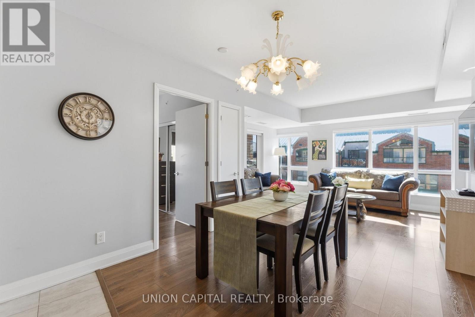 412 - 112 Woodbridge Avenue, Vaughan, Ontario  L4L 2S7 - Photo 5 - N12937022