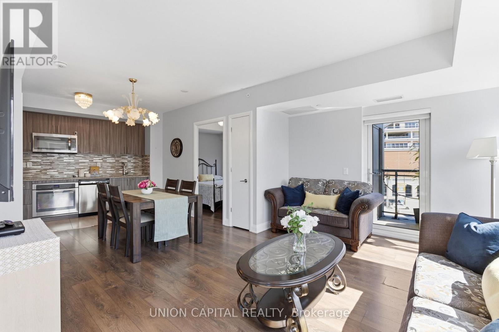 412 - 112 Woodbridge Avenue, Vaughan, Ontario  L4L 2S7 - Photo 6 - N12937022