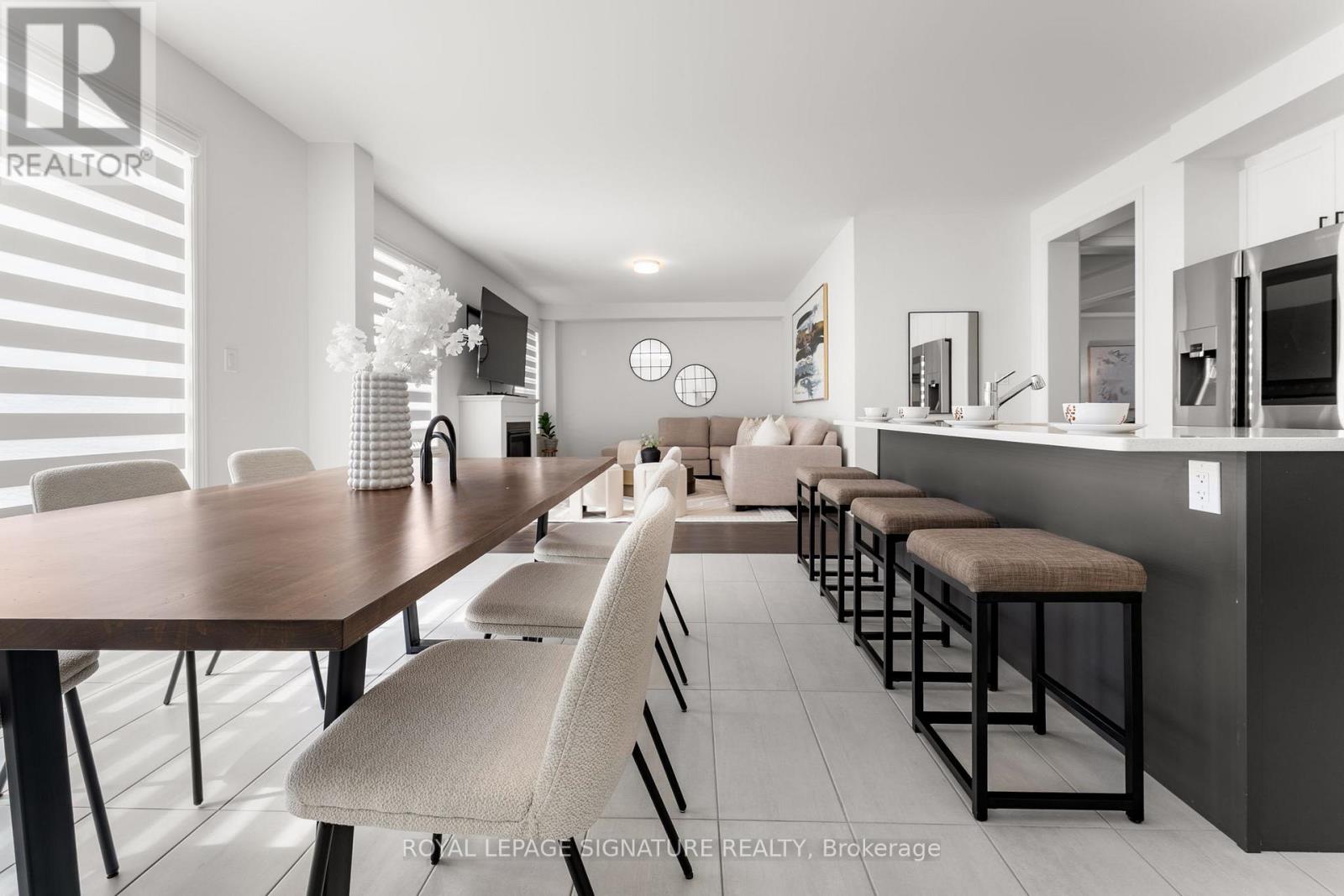 54 Sparrow Way, Adjala-Tosorontio (Colgan), Ontario  L0G 1W0 - Photo 14 - N12937056