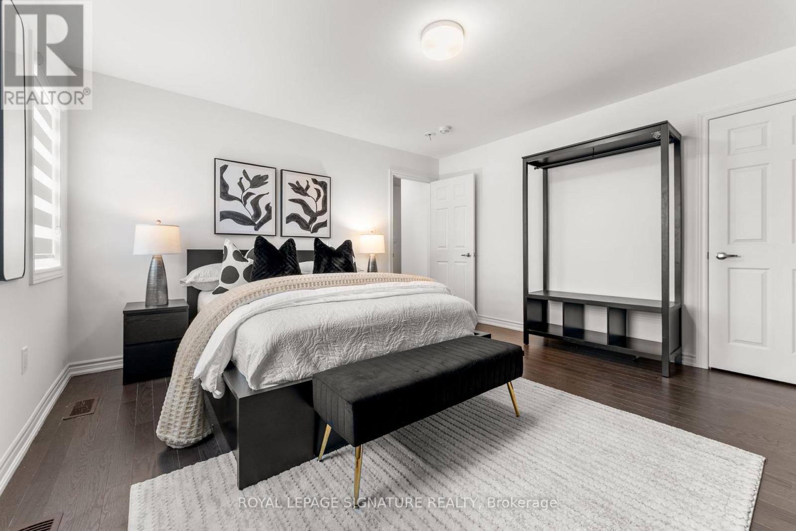 54 Sparrow Way, Adjala-Tosorontio (Colgan), Ontario  L0G 1W0 - Photo 24 - N12937056