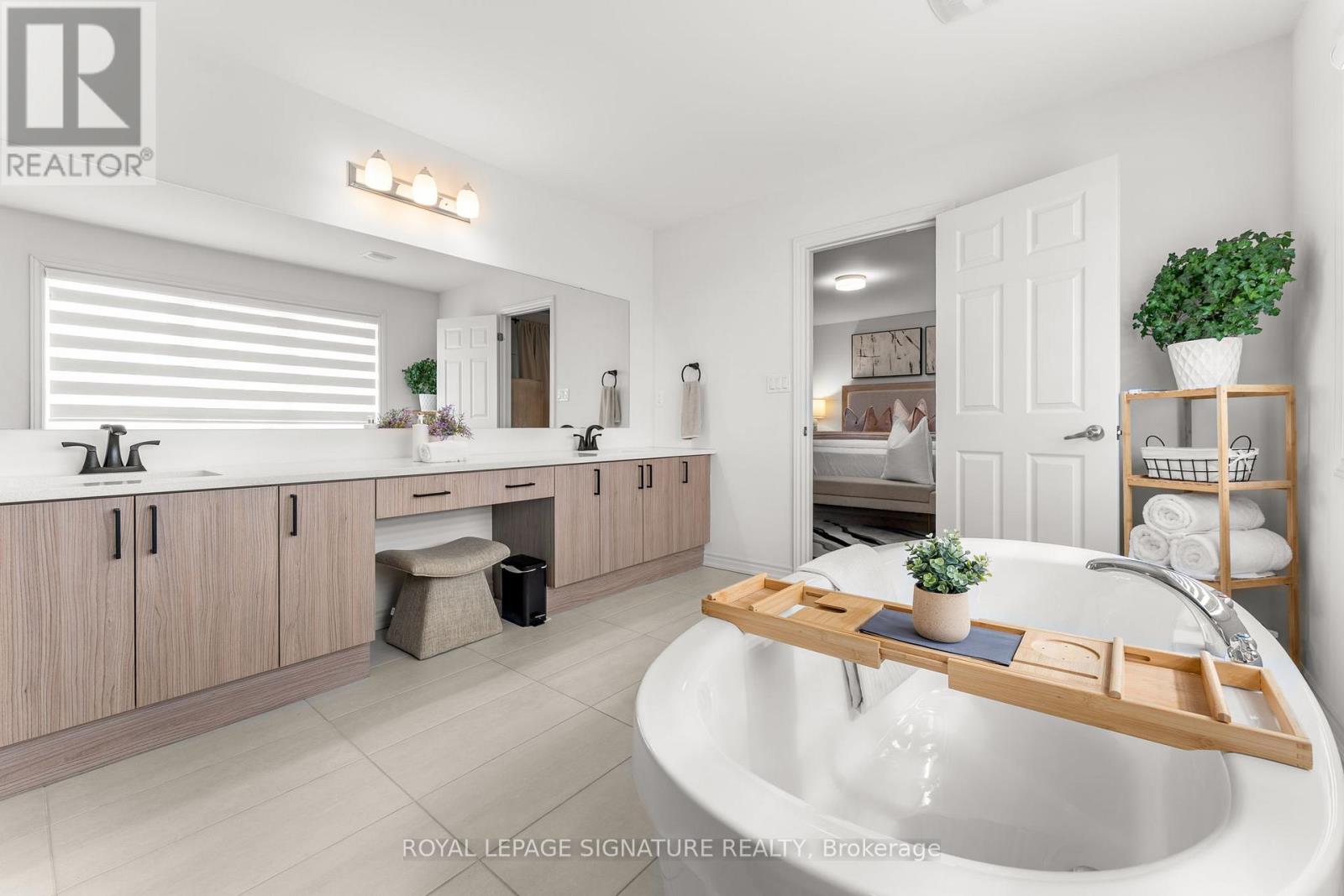 54 Sparrow Way, Adjala-Tosorontio (Colgan), Ontario  L0G 1W0 - Photo 34 - N12937056