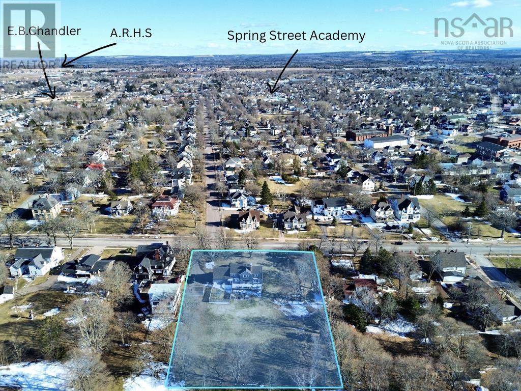 168 Victoria Street E, Amherst, Nova Scotia  B4H 1Y5 - Photo 6 - 202605766