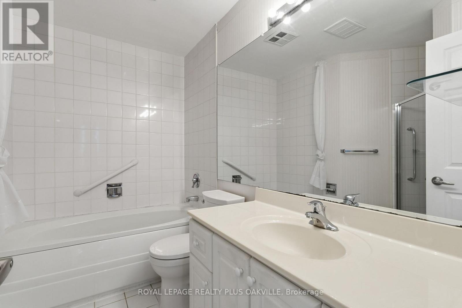 311 - 2511 Lakeshore Road W, Oakville, Ontario  L6L 6L9 - Photo 22 - W12937060