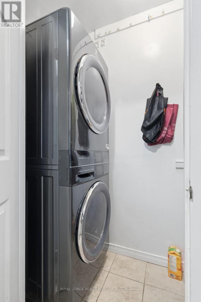 311 - 2511 Lakeshore Road W, Oakville, Ontario  L6L 6L9 - Photo 27 - W12937060