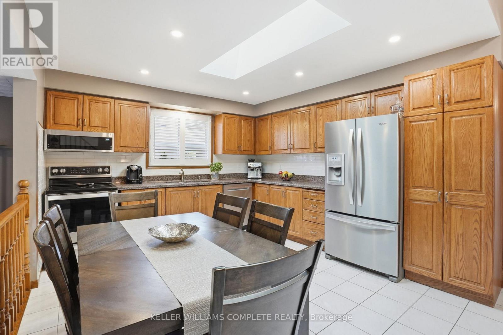 32 Highbury Drive, Hamilton, Ontario  L8J 2T4 - Photo 10 - X12937026