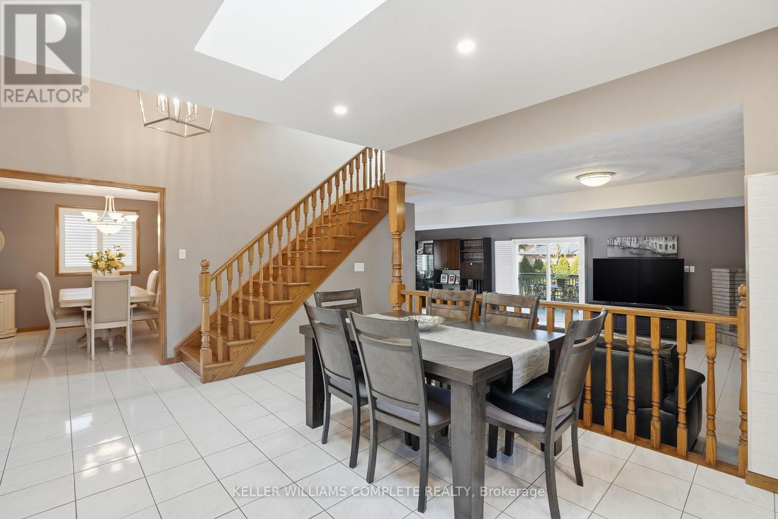 32 Highbury Drive, Hamilton, Ontario  L8J 2T4 - Photo 12 - X12937026