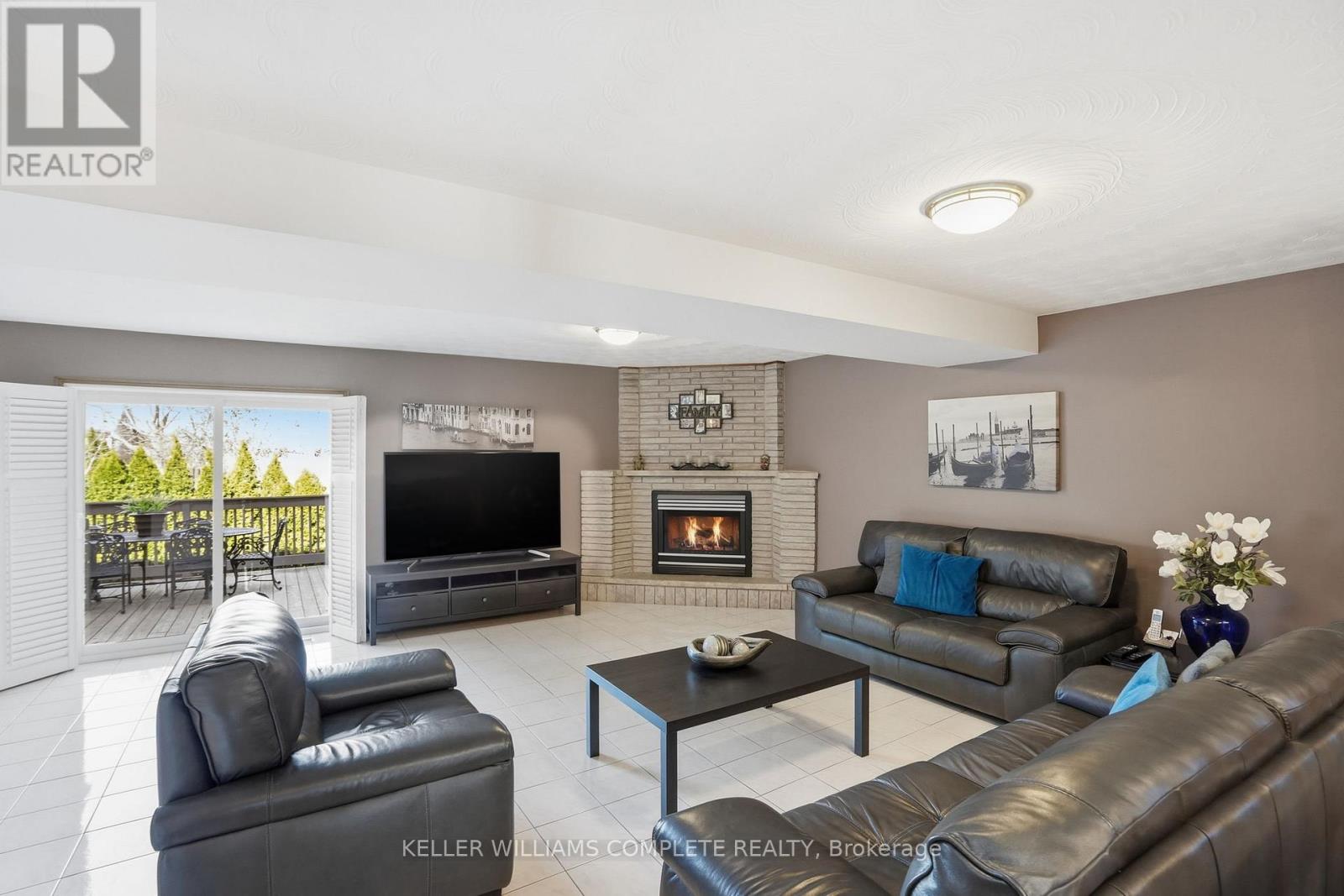 32 Highbury Drive, Hamilton, Ontario  L8J 2T4 - Photo 13 - X12937026