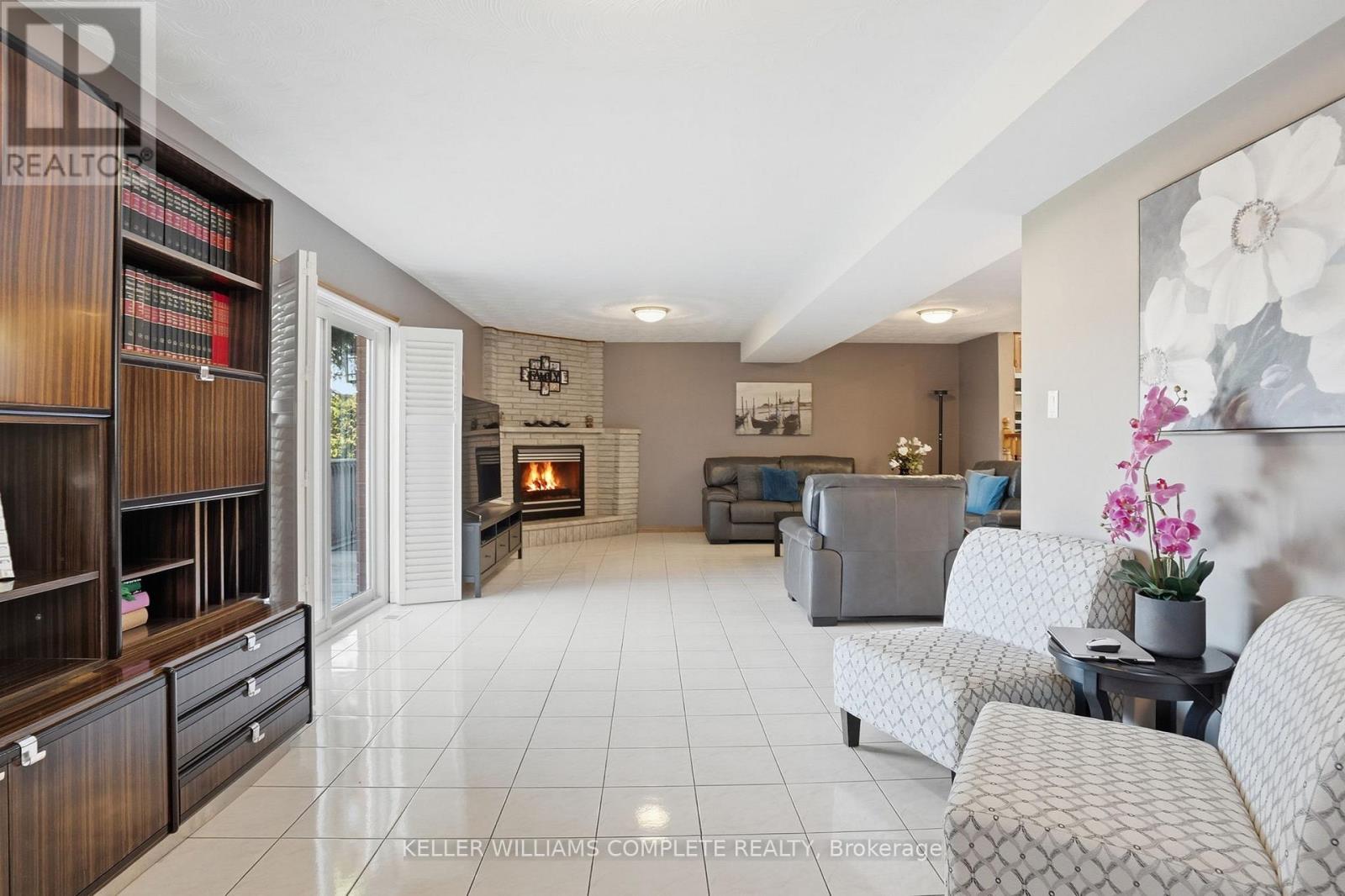 32 Highbury Drive, Hamilton, Ontario  L8J 2T4 - Photo 17 - X12937026