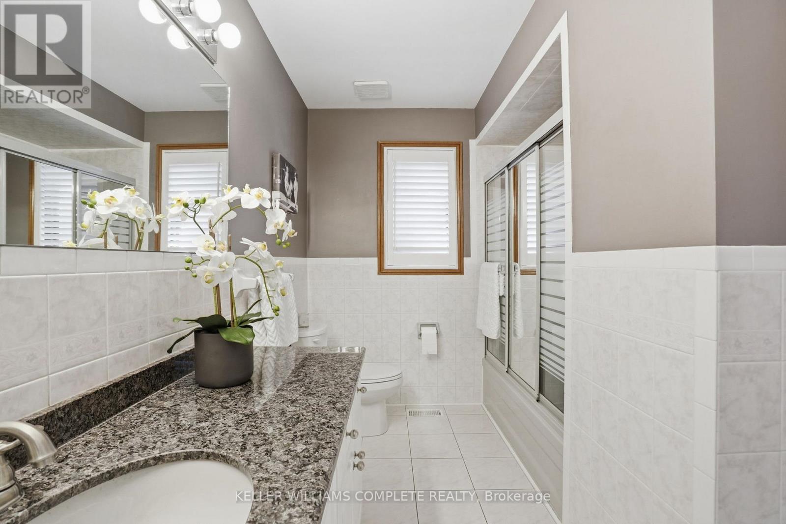 32 Highbury Drive, Hamilton, Ontario  L8J 2T4 - Photo 19 - X12937026