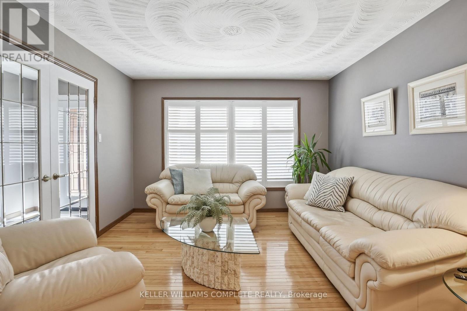 32 Highbury Drive, Hamilton, Ontario  L8J 2T4 - Photo 5 - X12937026