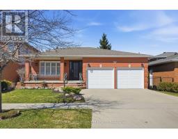 32 HIGHBURY DRIVE, Hamilton, Ontario