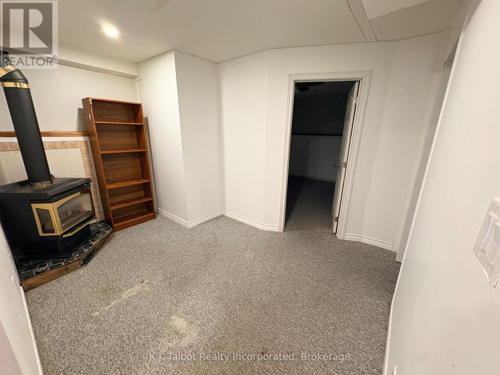 113 Anglesea Street, Goderich, Ontario N7A 1V2 - Photo 16 - X12892902