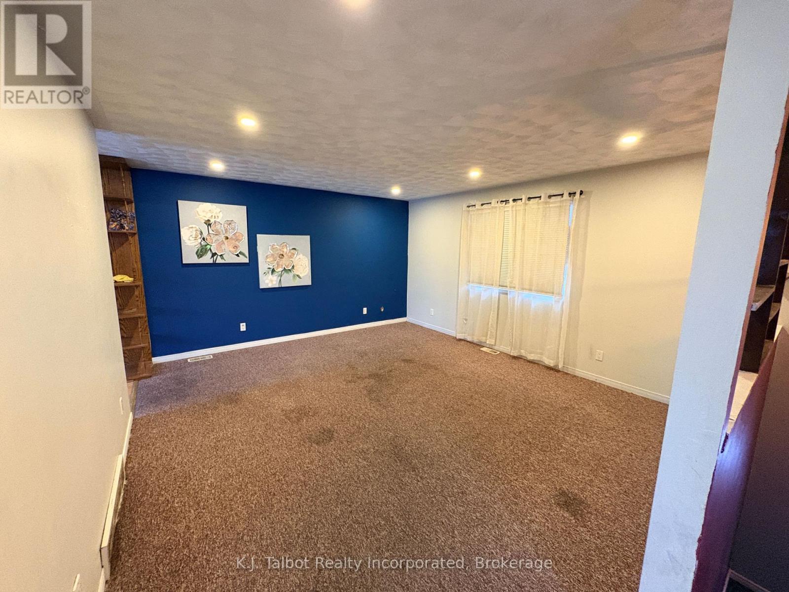 113 Anglesea Street, Goderich, Ontario N7A 1V2 - Photo 6 - X12892902