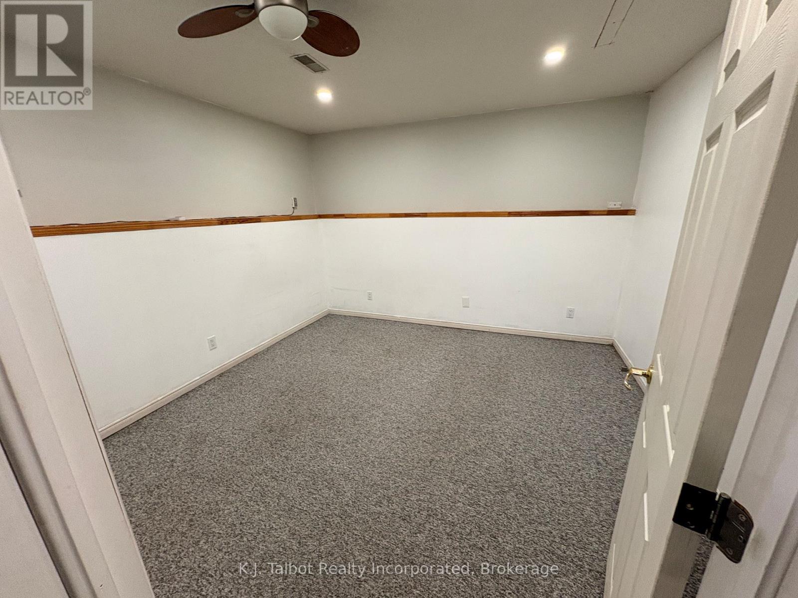 113 Anglesea Street, Goderich, Ontario N7A 1V2 - Photo 20 - X12892902