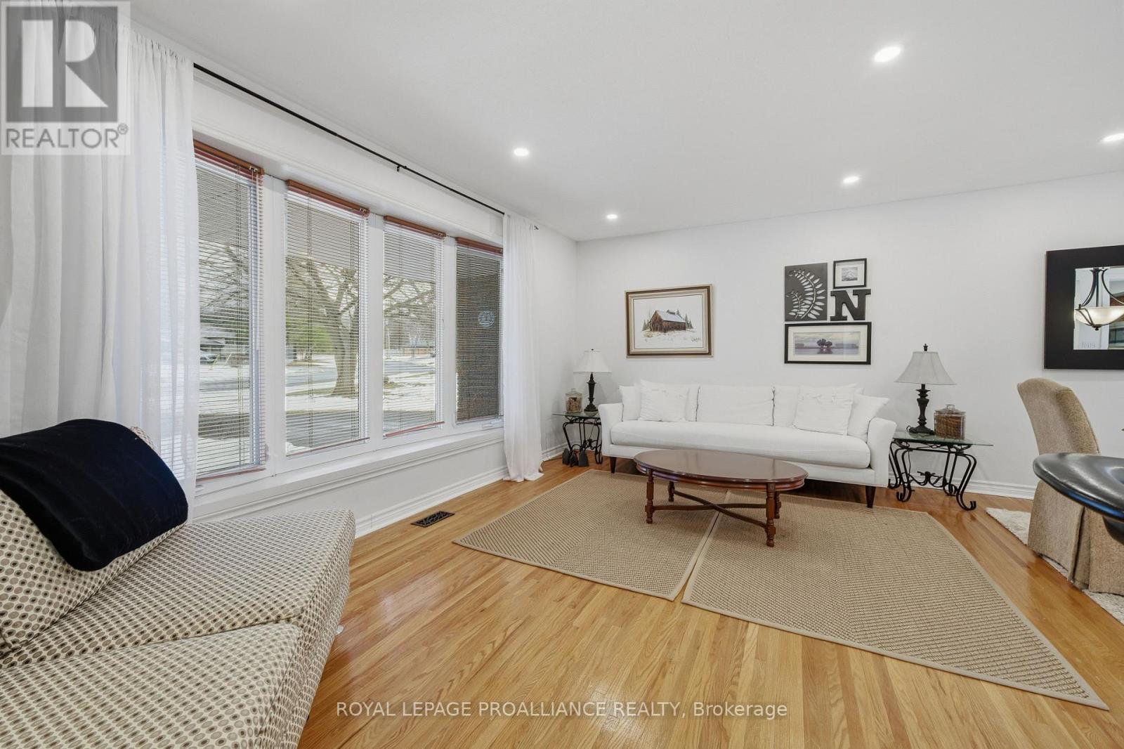 138 Burns Avenue, Quinte West, Ontario  K8R 1G3 - Photo 8 - X12867642