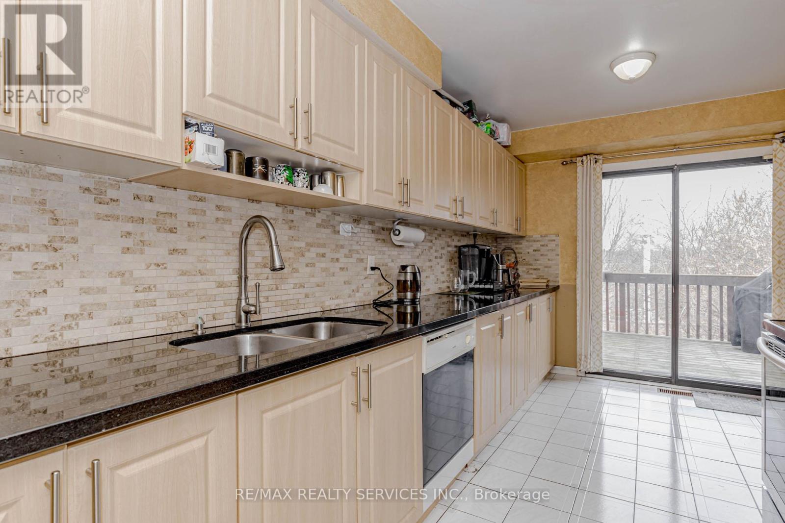 130 Cutters Crescent, Brampton, Ontario  L6Y 4J8 - Photo 21 - W12936696