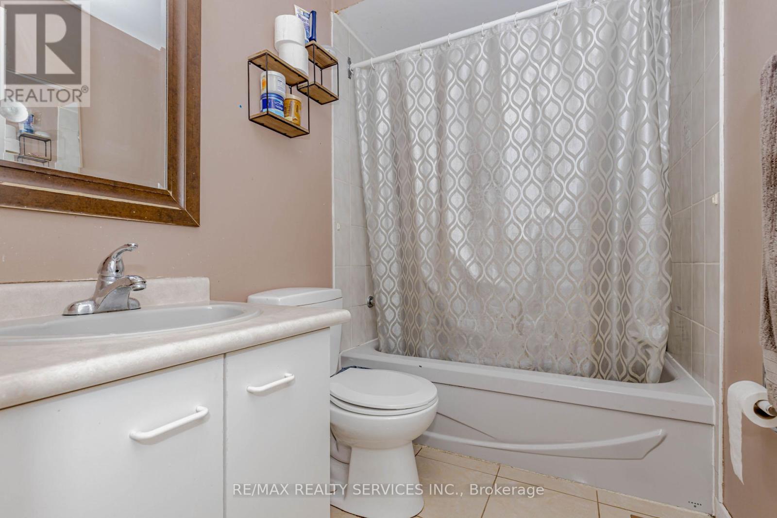 130 Cutters Crescent, Brampton, Ontario  L6Y 4J8 - Photo 32 - W12936696