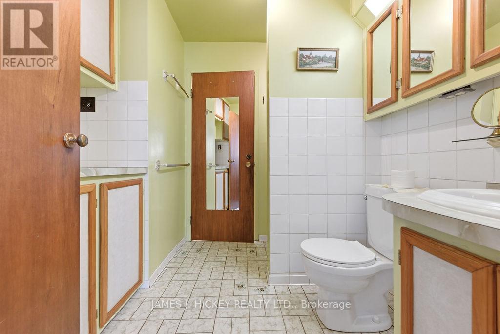 94 Glendale Avenue, Deep River, Ontario  K0J 1P0 - Photo 27 - X12652092