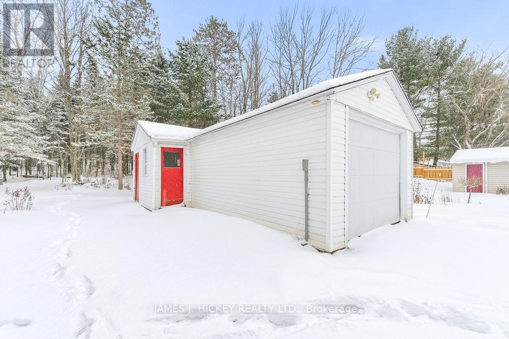 94 Glendale Avenue, Deep River, Ontario  K0J 1P0 - Photo 43 - X12652092