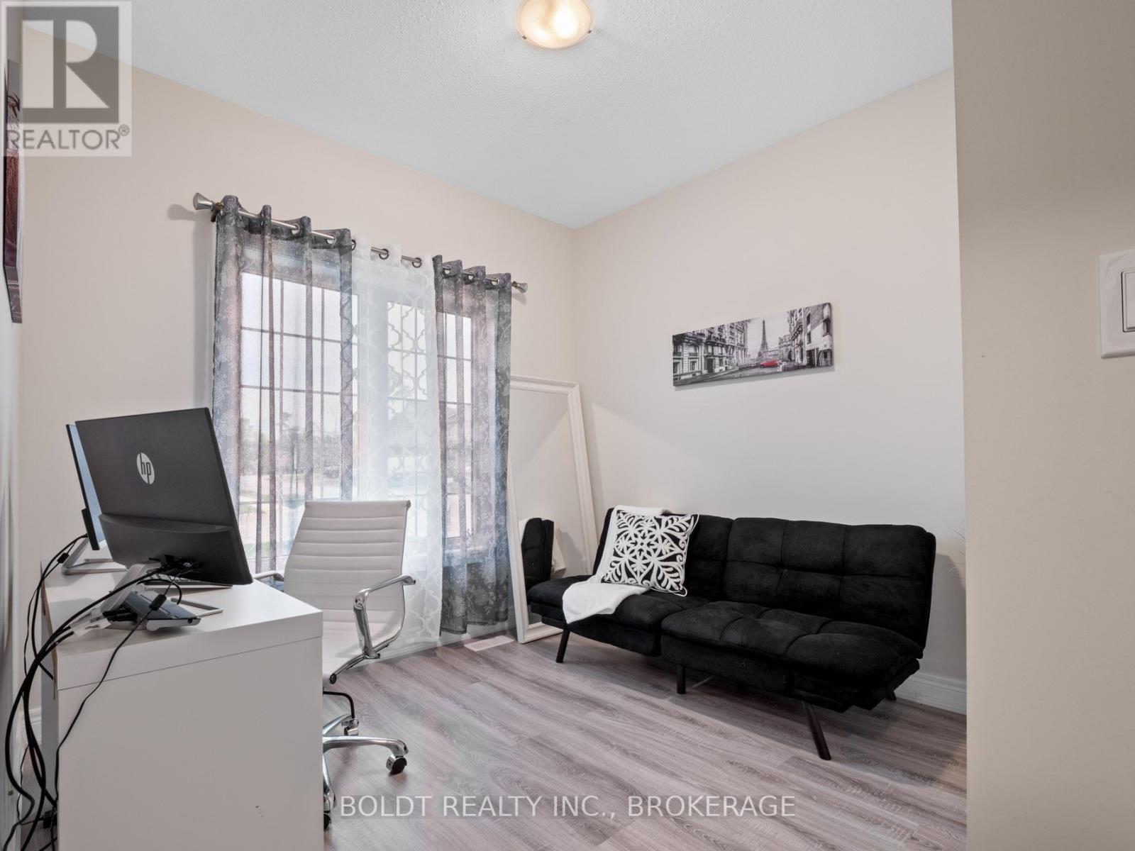 412 Hummel Crescent, Fort Erie, Ontario  L2A 0E8 - Photo 22 - X12934132