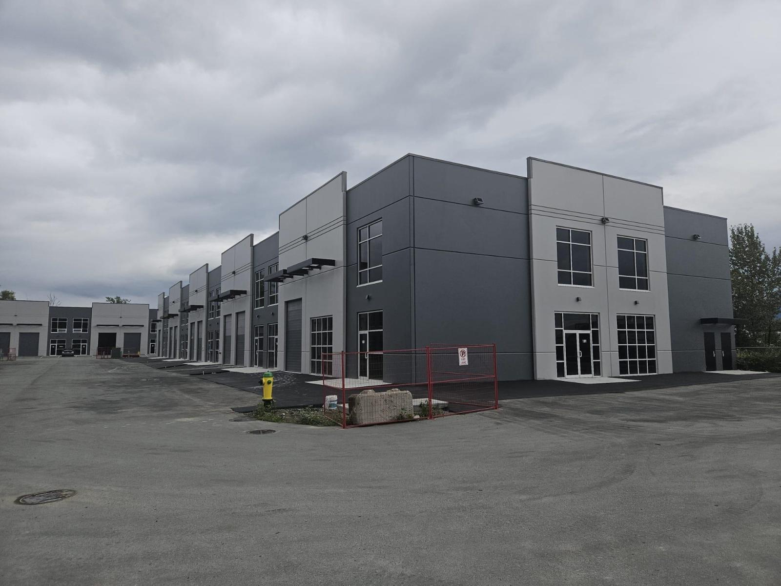 101 7990 Lickman Road, West Chilliwack, Chilliwack, British Columbia  V2R 3Z9 - Photo 2 - C8062813