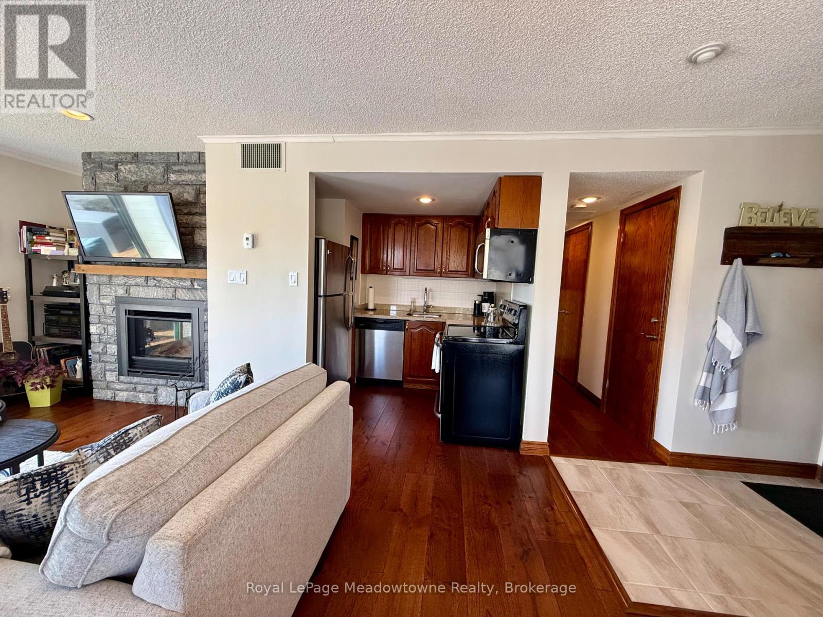 301 - 34 Deerhurst Greens Road, Huntsville, Ontario  P1H 1A9 - Photo 22 - X12843372