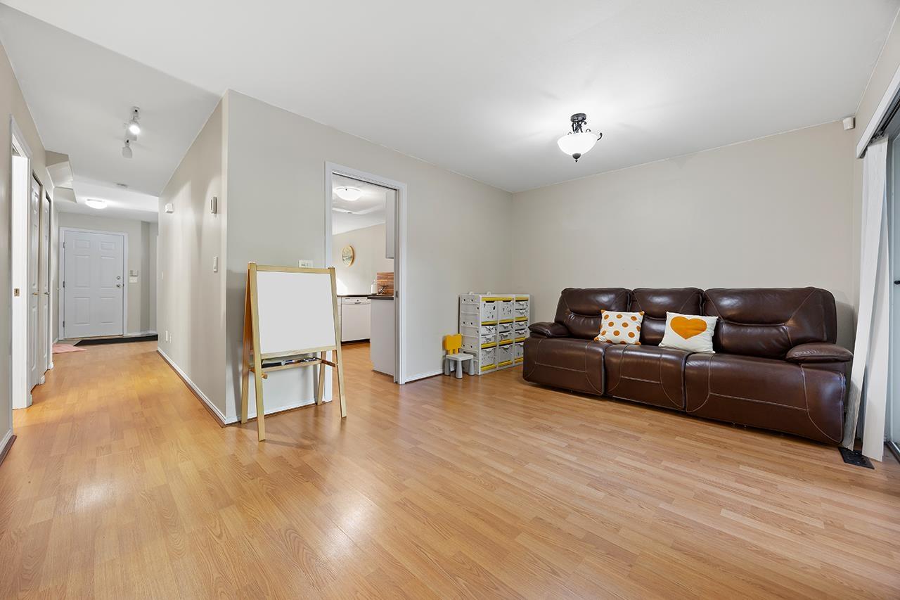 204 16233 82 Avenue, Surrey, British Columbia V4N 0P7 - Photo 4 - R3104970