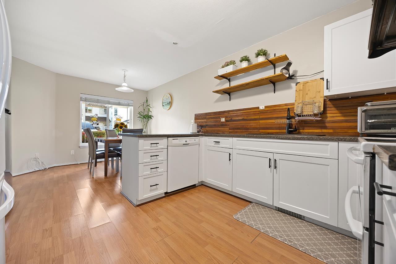 204 16233 82 Avenue, Surrey, British Columbia V4N 0P7 - Photo 7 - R3104970