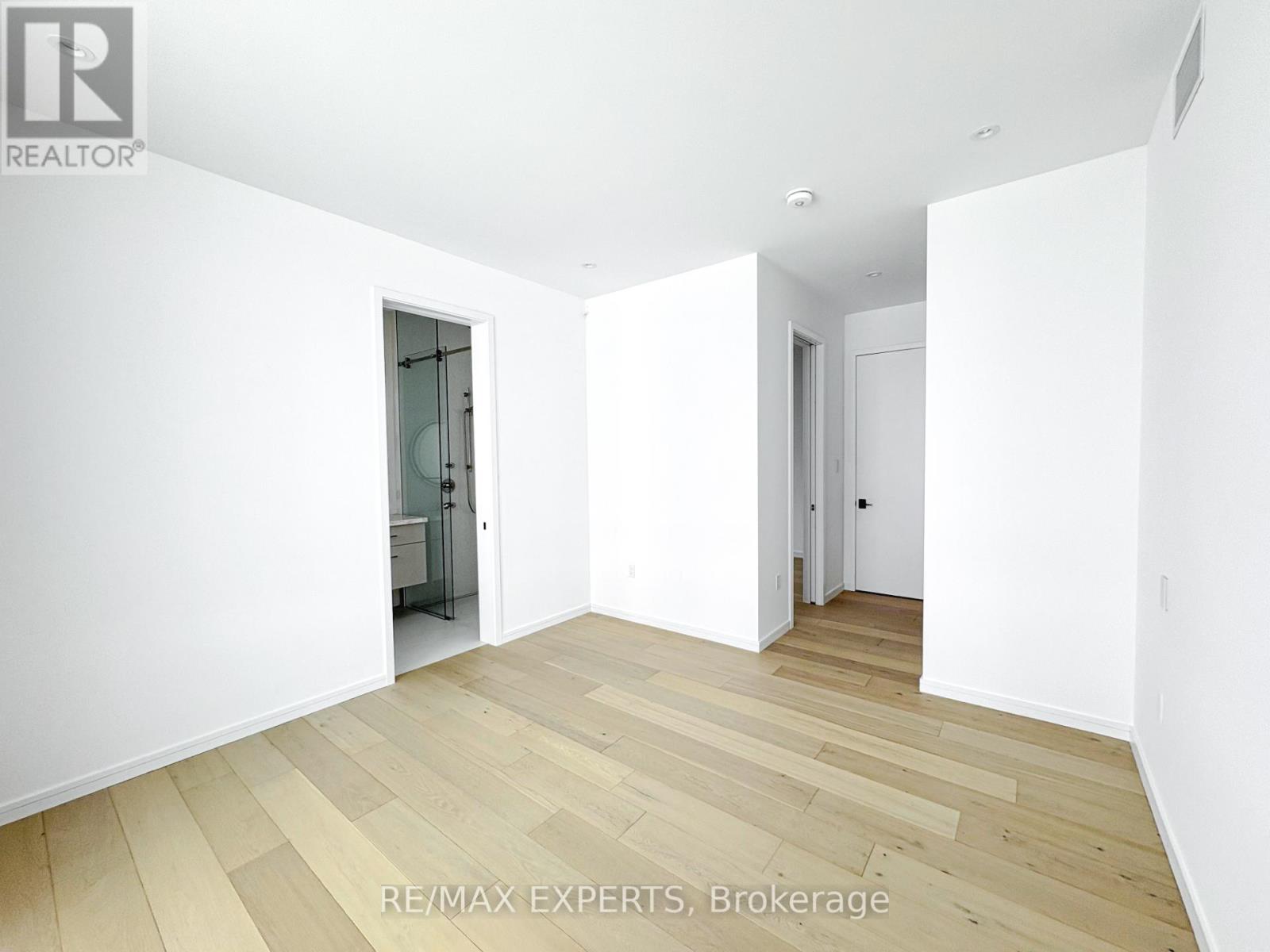 130 Dale Crescent, Bradford West Gwillimbury, Ontario  L0L 1L0 - Photo 23 - N12867548