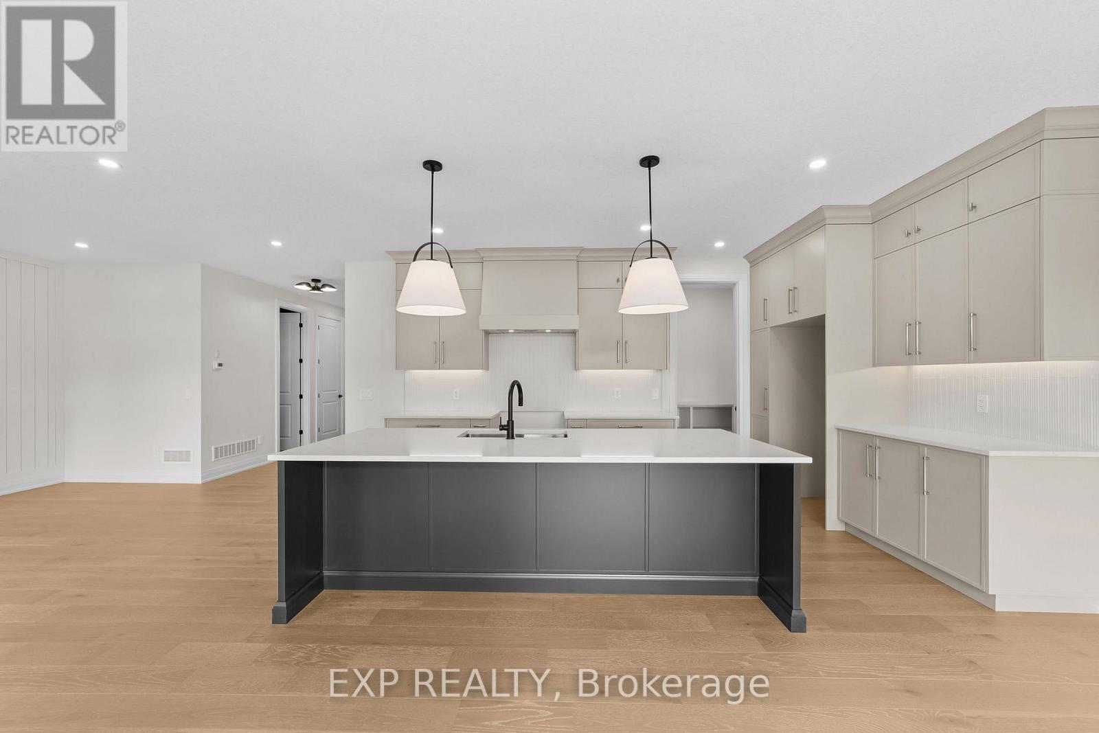 6875 Heathwoods Avenue, London South, Ontario  N6P 1H5 - Photo 5 - X12936326