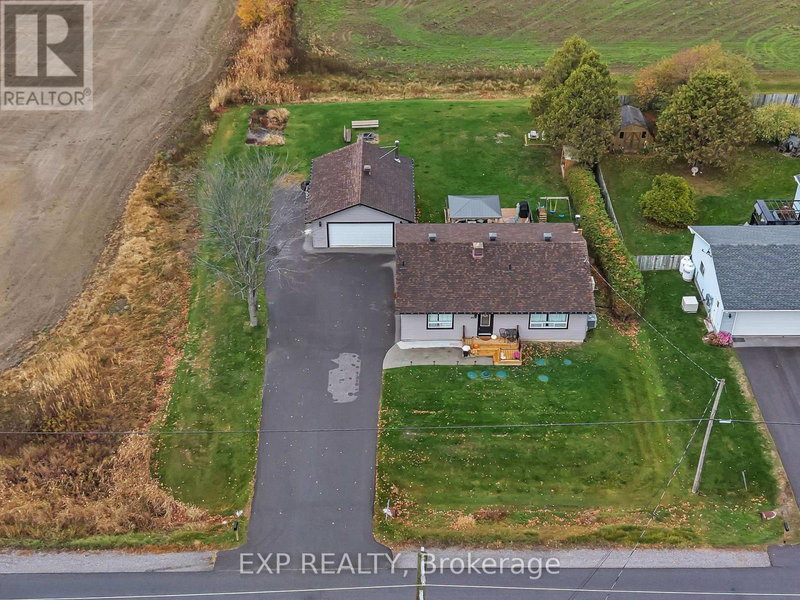 4914 Farmers Way, Ottawa, Ontario  K0A 1K0 - Photo 37 - X12856912