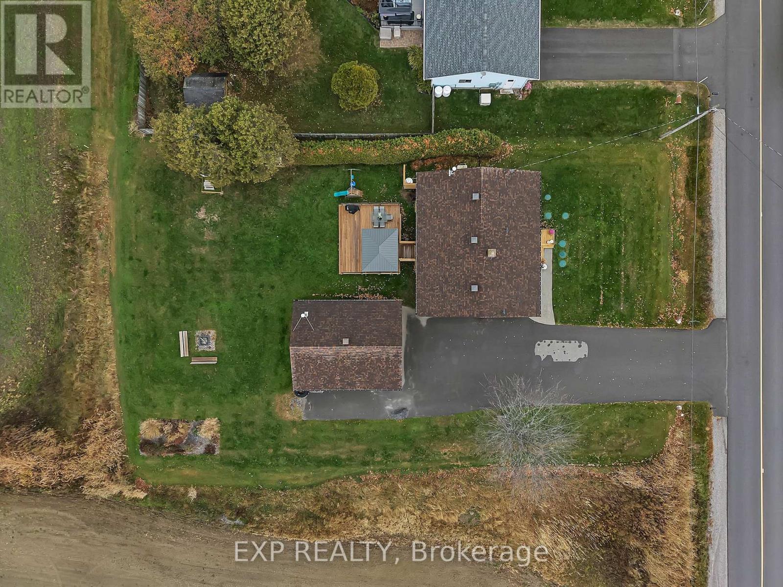 4914 Farmers Way, Ottawa, Ontario  K0A 1K0 - Photo 38 - X12856912