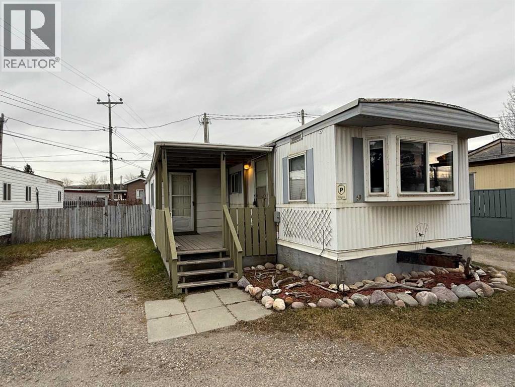 50, 145 East River Road, Hinton, Alberta  T7V 1S3 - Photo 1 - A2268858