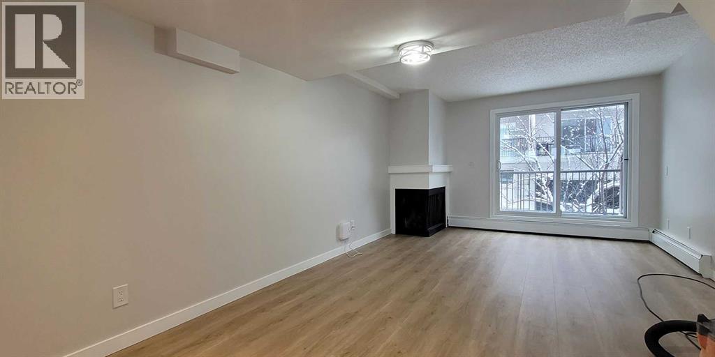 29, 2400 15 Street SW, Calgary, Alberta  T2T 5S3 - Photo 5 - A2293156