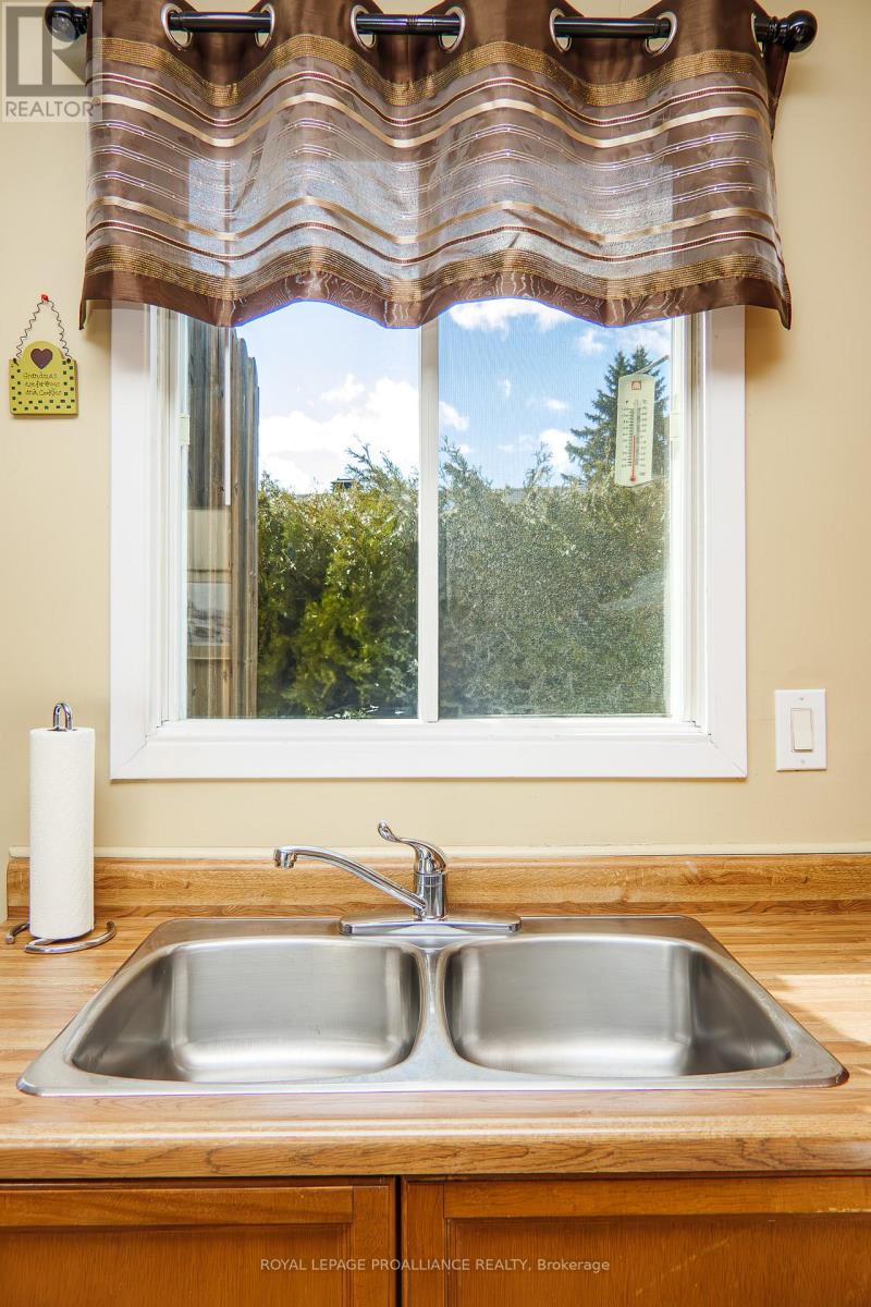 679 Mackechnie Crescent, Cobourg, Ontario  K9A 4Y1 - Photo 13 - X12937152