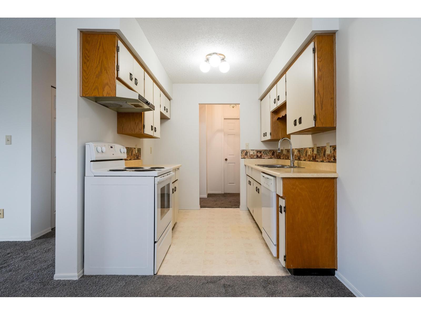 208 32885 George Ferguson Way, Abbotsford, British Columbia  V2Z 1A5 - Photo 20 - R3104231