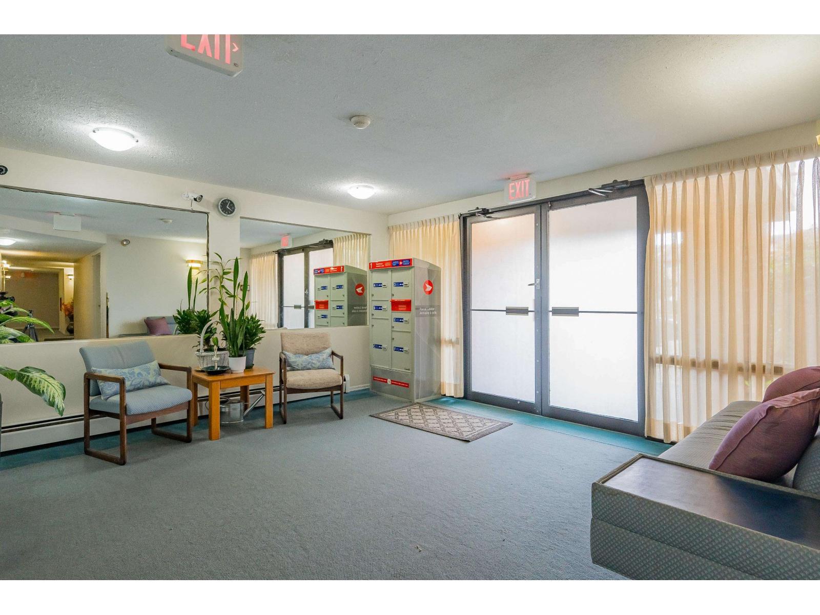 208 32885 George Ferguson Way, Abbotsford, British Columbia  V2Z 1A5 - Photo 5 - R3104231