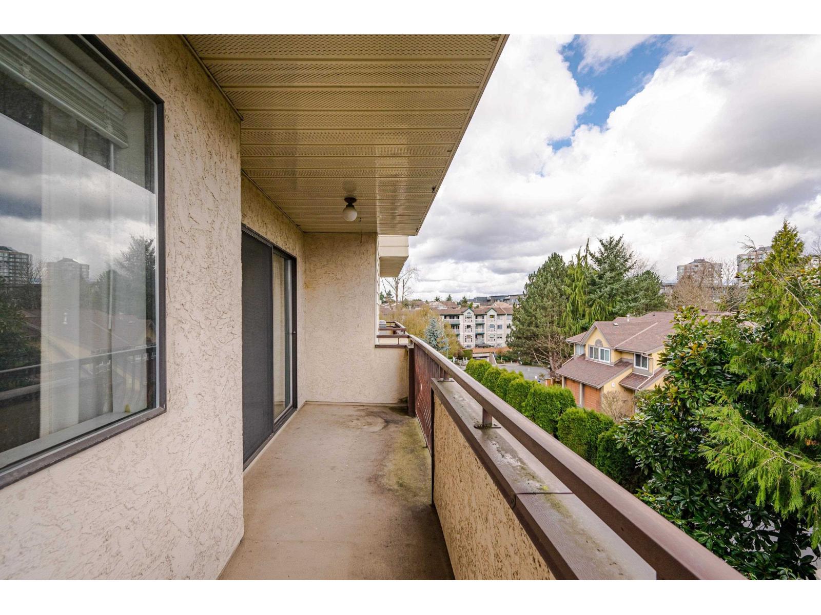 208 32885 George Ferguson Way, Abbotsford, British Columbia  V2Z 1A5 - Photo 12 - R3104231