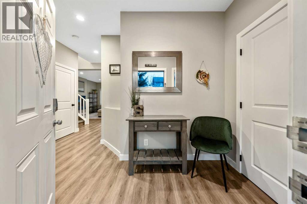 114 Elgin Meadows Way Se, Calgary, Alberta  T2Z 0S2 - Photo 4 - A2296515