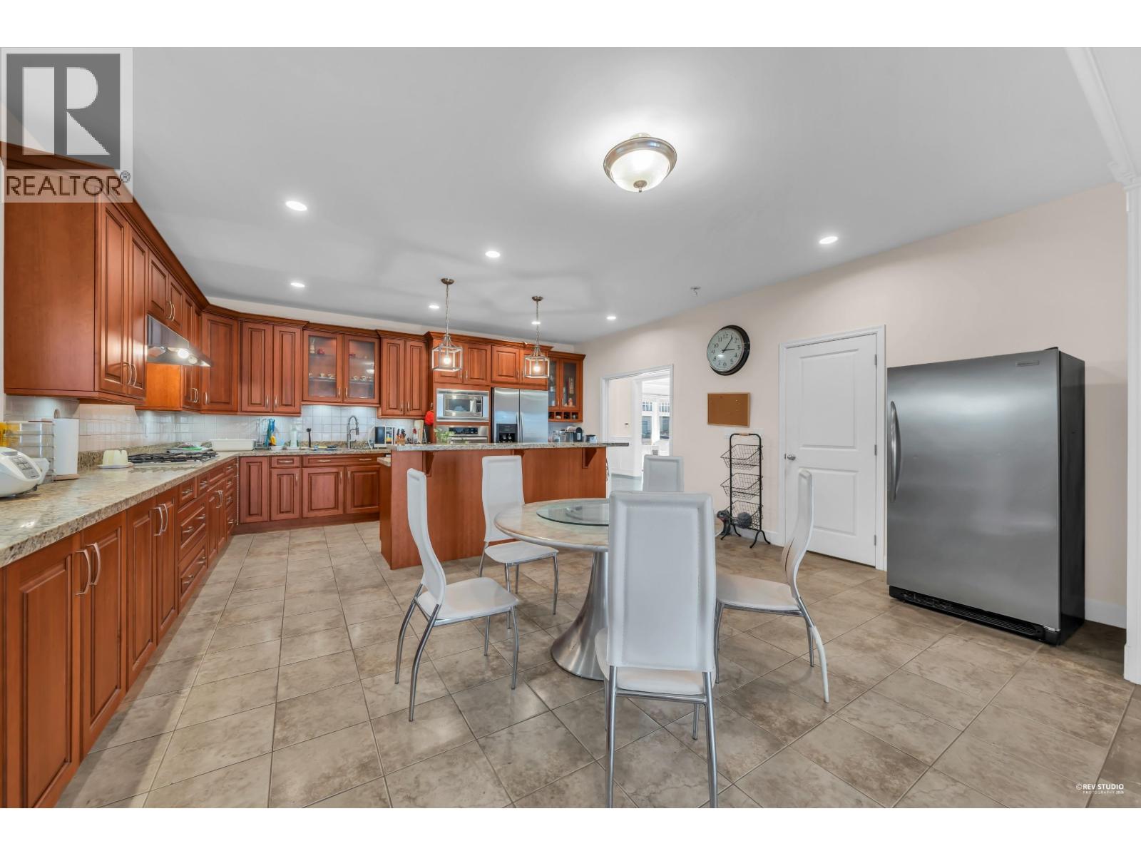 1877 Lemax Avenue, Coquitlam, British Columbia  V3J 2C5 - Photo 13 - R3104911