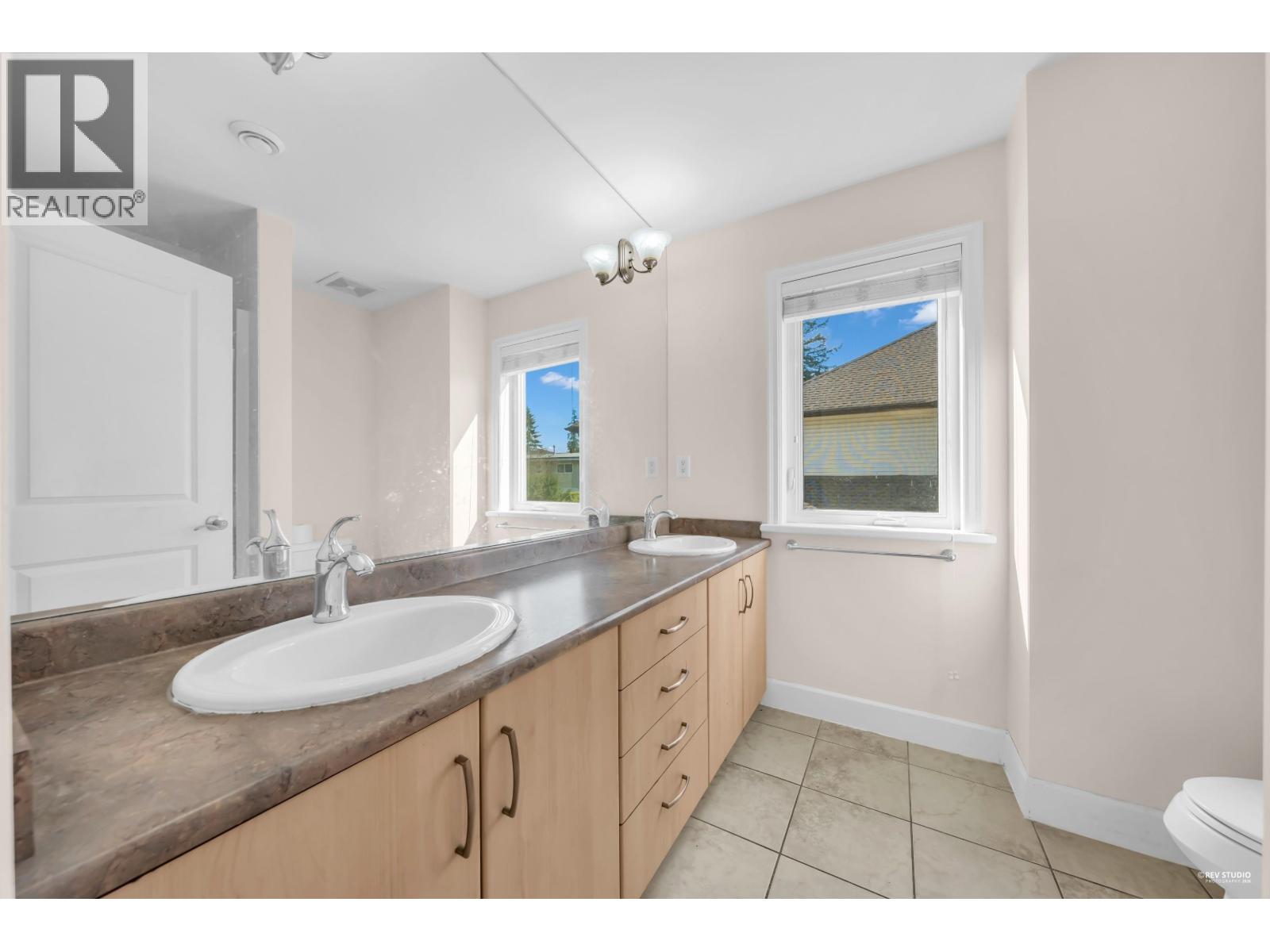 1877 Lemax Avenue, Coquitlam, British Columbia  V3J 2C5 - Photo 30 - R3104911